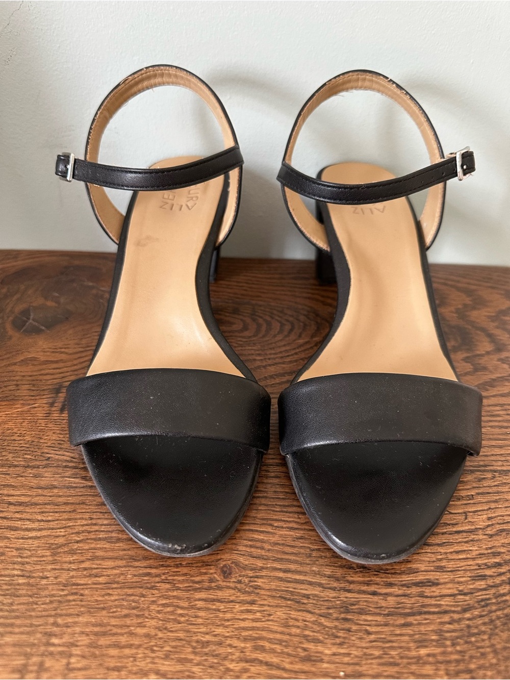 Naturalizer Bristol Black Faux Leather Block Heel Sandals | Size 10